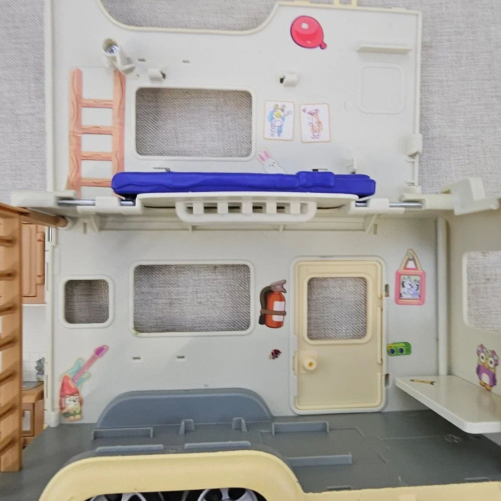 Schleich Horse Club Mobile Vet Van and Trailer Set White Burgundy Tan 2011 Toy